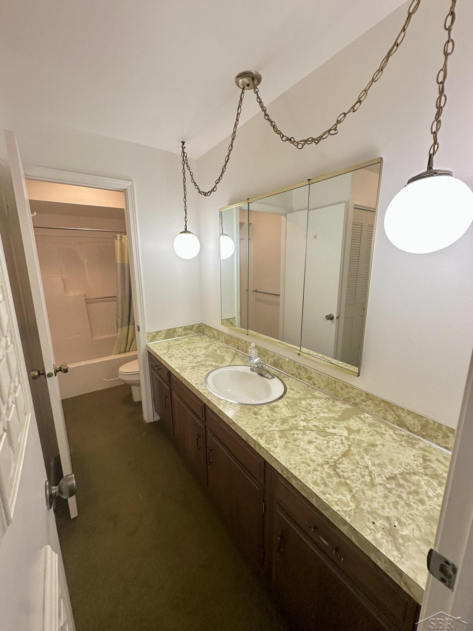 315 Kennely Road Saginaw, MI 48609 - Photo 12 of 20