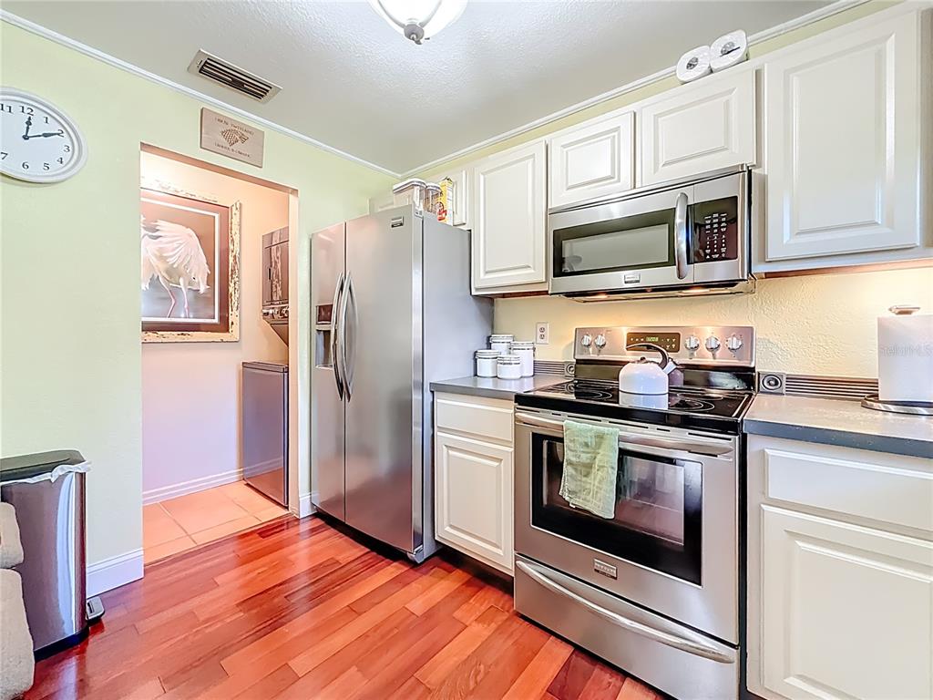 2933 Lichen Lane, Unit A Clearwater, FL 33760 - Photo 15 of 60