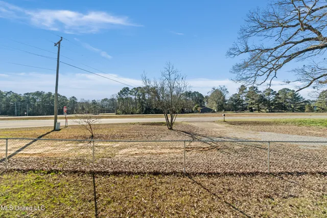 $149,900 | 3270 Highway 84, Laurel, MS 39443