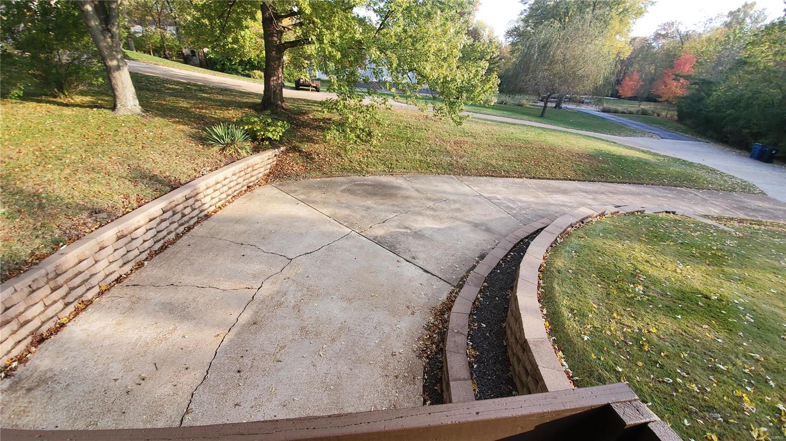 4681 Fuchs Road St. Louis, MO 63128 - Photo 16 of 85 Gallery Image 16