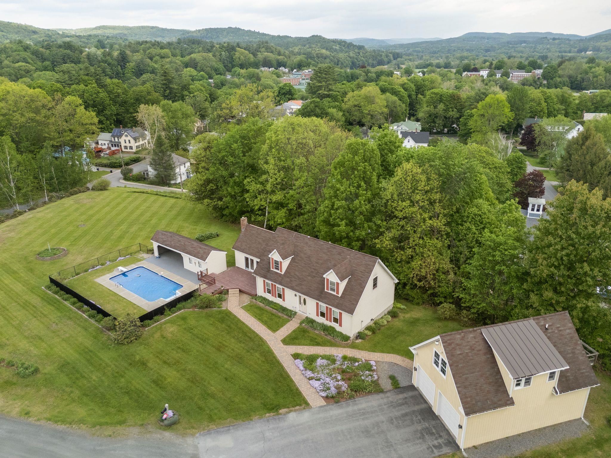 93 Belaski Road Windsor, VT 05089 - Photo 8 of 41
