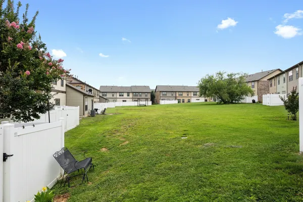 $1,900 | 1900 Little Elm Trail, Unit 89, Cedar Park, TX 78613