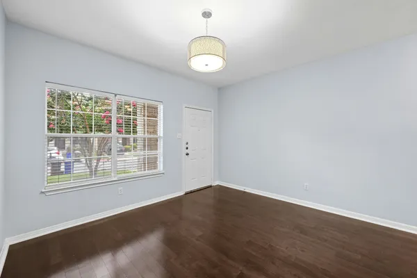 $1,900 | 1900 Little Elm Trail, Unit 89, Cedar Park, TX 78613