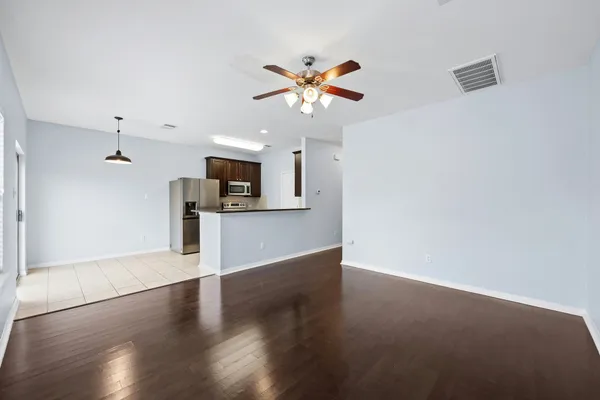 $1,900 | 1900 Little Elm Trail, Unit 89, Cedar Park, TX 78613