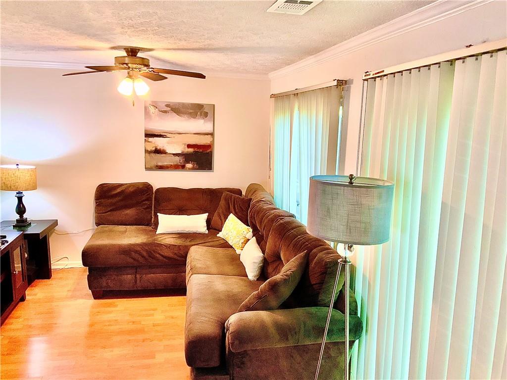 834 Heritage Valley Road Norcross, GA 30093 - Photo 6 of 20