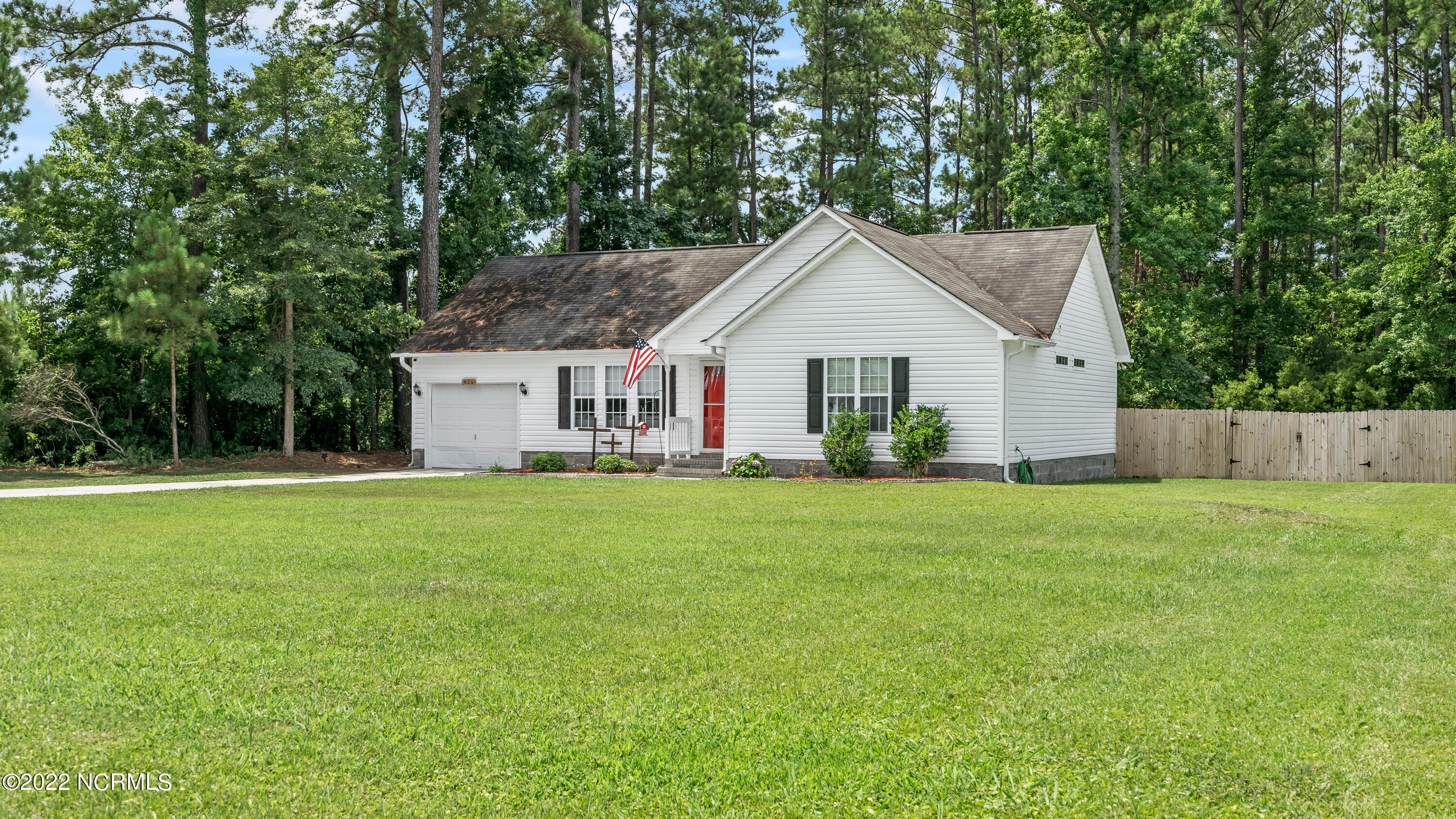 825 Ramsey Road Jacksonville, NC 28546 - Photo 2 of 24 2