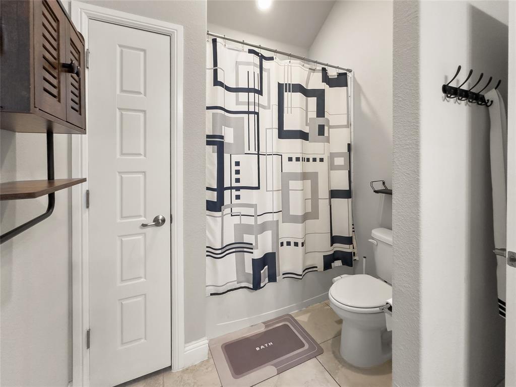 3722 Autumncrest Street Grand Prairie, TX 76065 - Photo 25 of 39