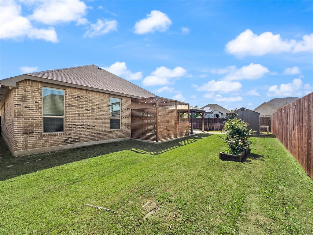 3722 Autumncrest Street Grand Prairie, TX 76065 - Photo 37 of 39