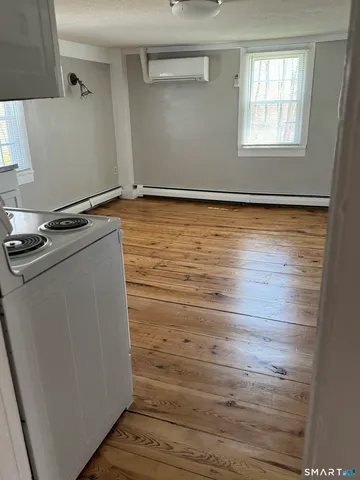 $2,200 | 8 Alto Road, Unit 2A, Burlington, CT 06013