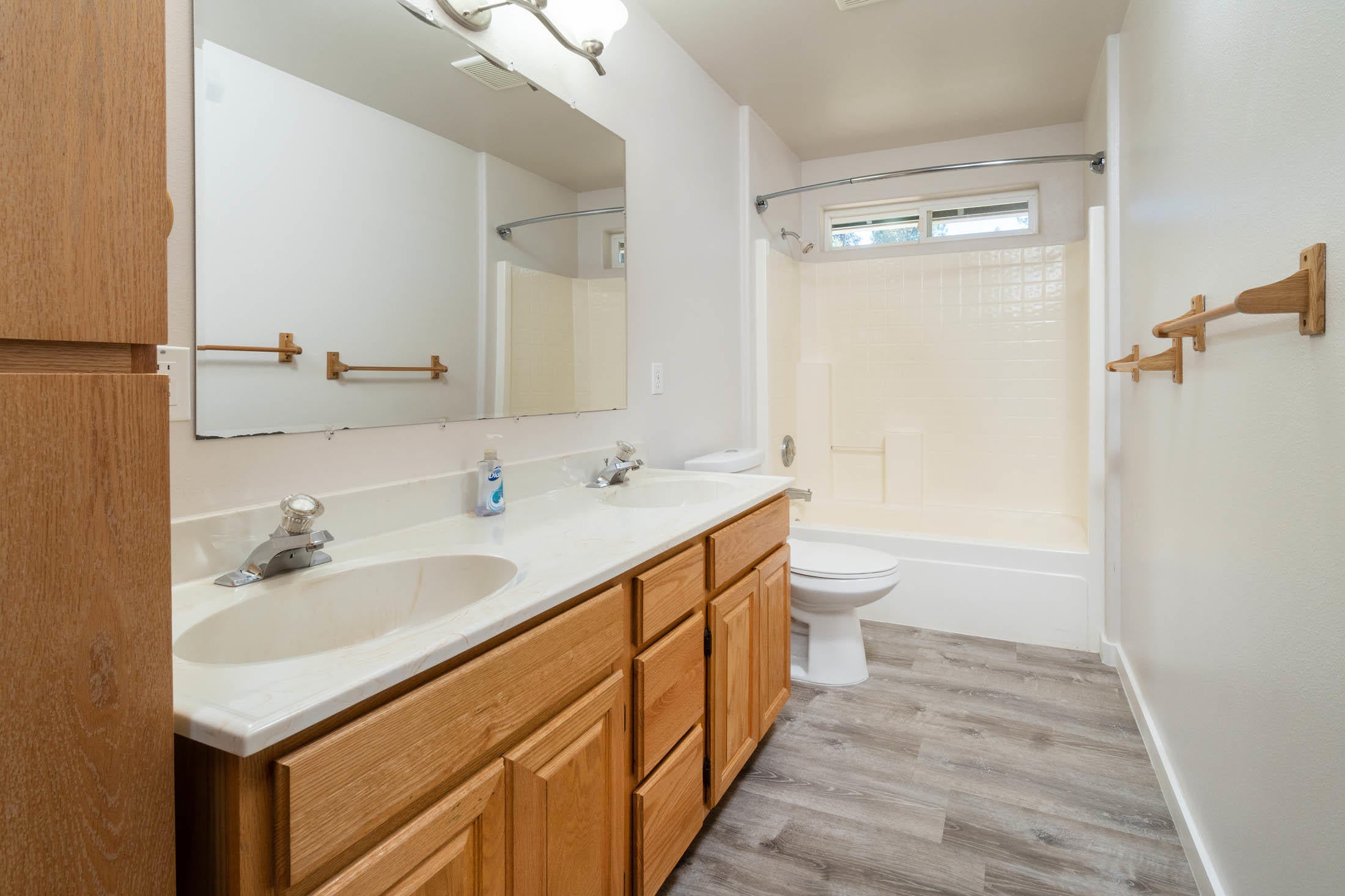 17089 Norwalk Road Bend, OR 97707 - Photo 10 of 28 17089 Norwalk 7