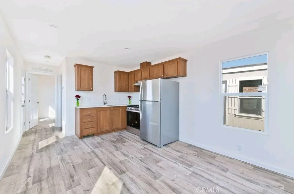 15252 Seneca Road, Unit 13 Victorville, CA 92392 - Photo 3 of 9