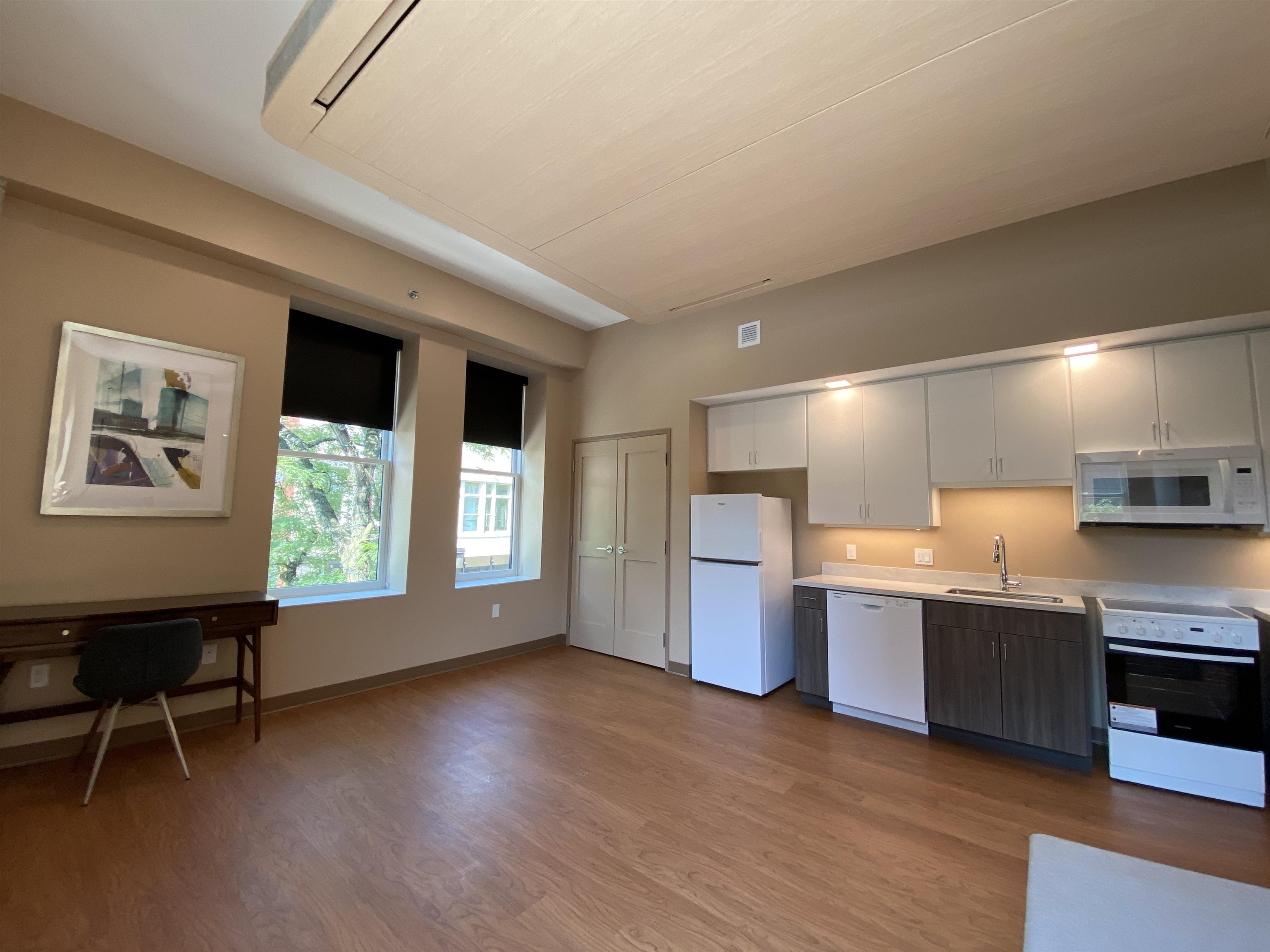 83 Hanover Street, Unit 209 Manchester, NH 03101 - Photo 12 of 42