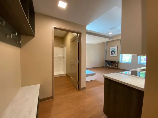 $1,899 | 83 Hanover Street, Unit 209, Manchester, NH 03101