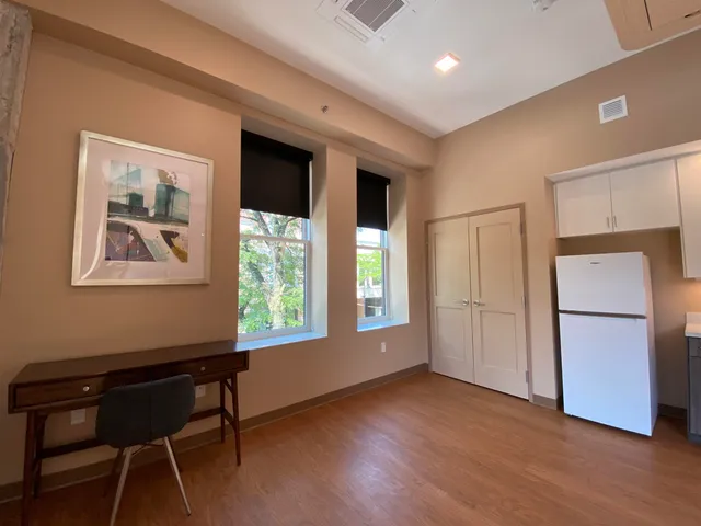 $1,899 | 83 Hanover Street, Unit 209, Manchester, NH 03101