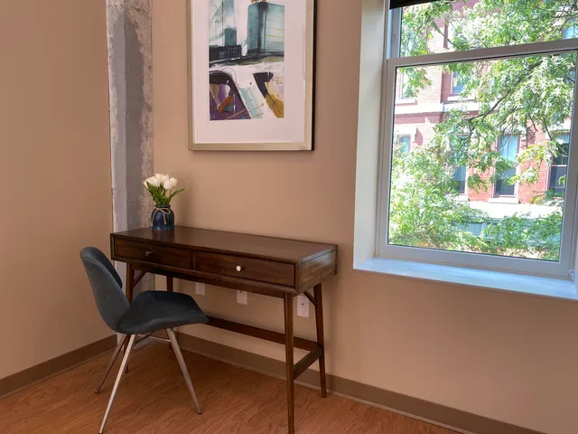 $1,899 | 83 Hanover Street, Unit 209, Manchester, NH 03101