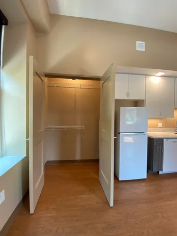 $1,899 | 83 Hanover Street, Unit 209, Manchester, NH 03101