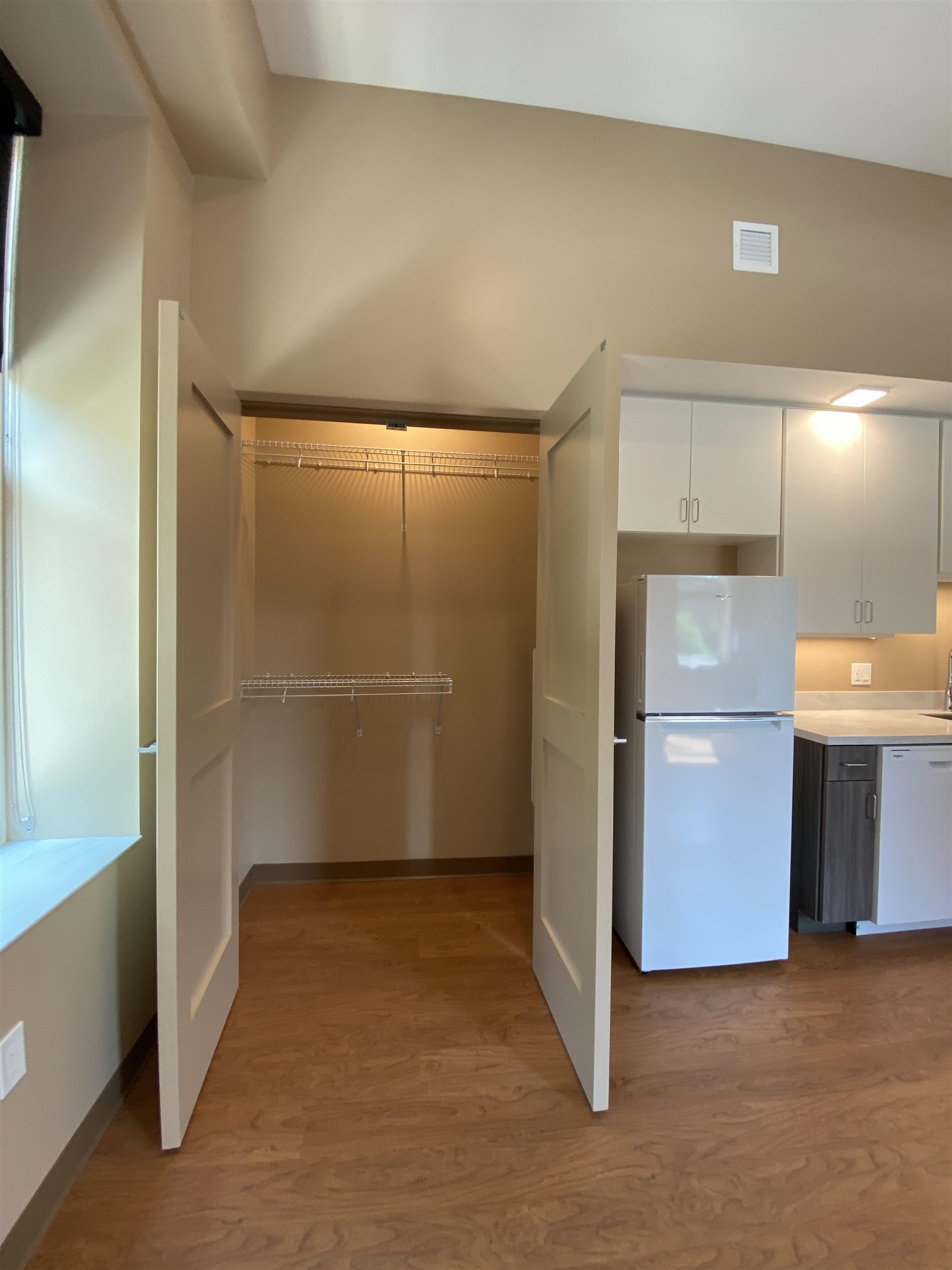 83 Hanover Street, Unit 209 Manchester, NH 03101 - Photo 26 of 42