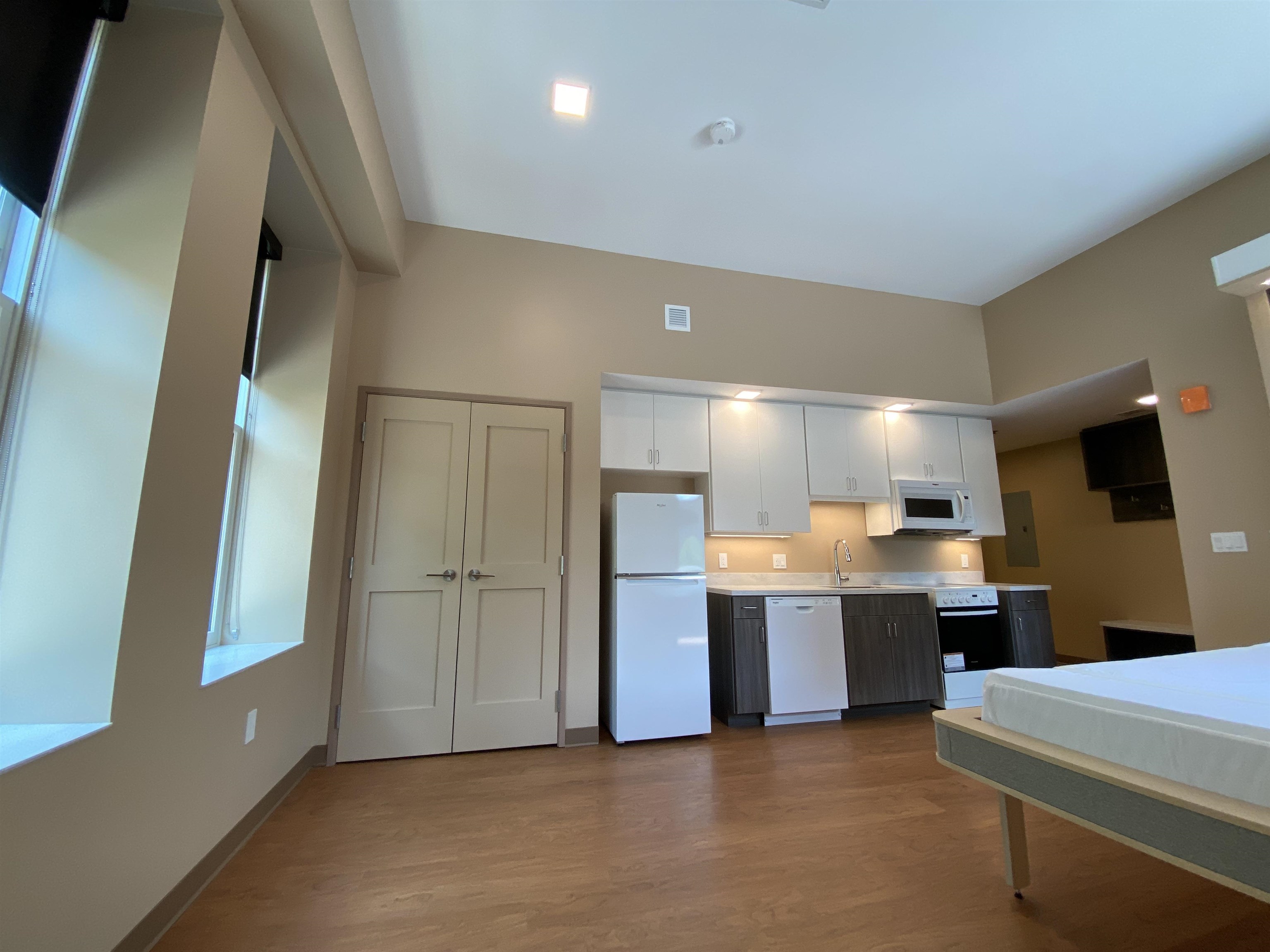 83 Hanover Street, Unit 209 Manchester, NH 03101 - Photo 28 of 42