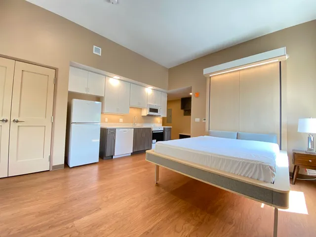 $1,899 | 83 Hanover Street, Unit 209, Manchester, NH 03101