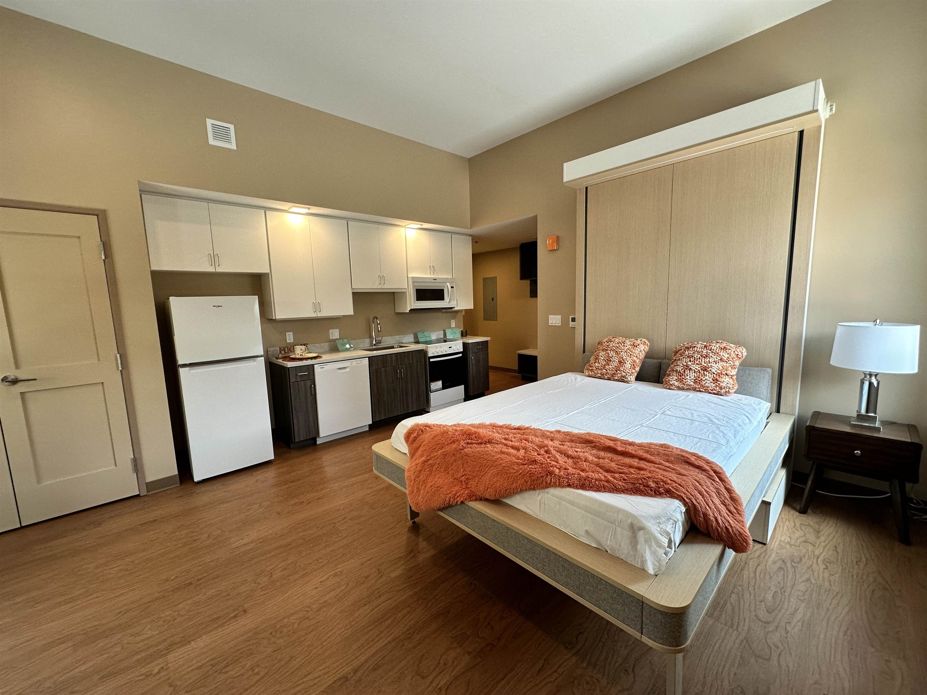 83 Hanover Street, Unit 209 Manchester, NH 03101 - Photo 8 of 42