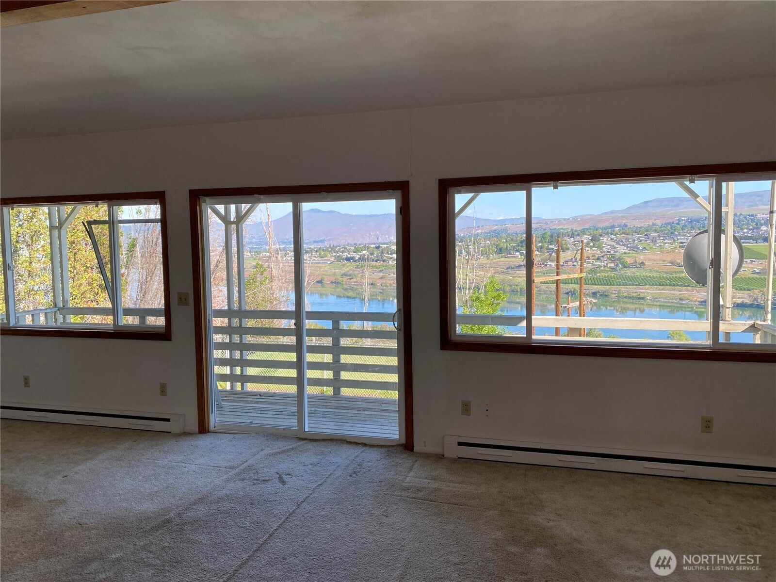 2423 Hedges Road Wenatchee, WA 98801 - Photo 9 of 21