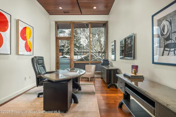 $200,000 | 233 East Cooper Avenue, Unit 301, Aspen, CO 81611