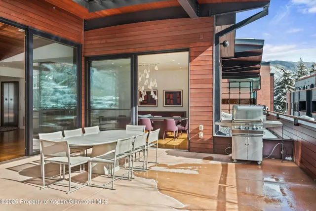 $200,000 | 233 East Cooper Avenue, Unit 301, Aspen, CO 81611