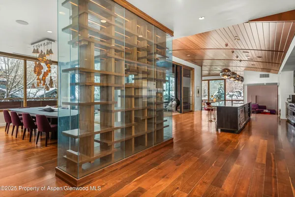 $200,000 | 233 East Cooper Avenue, Unit 301, Aspen, CO 81611