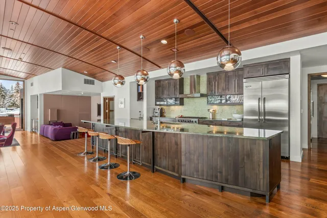 $200,000 | 233 East Cooper Avenue, Unit 301, Aspen, CO 81611