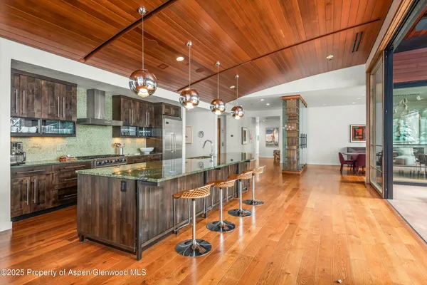 $200,000 | 233 East Cooper Avenue, Unit 301, Aspen, CO 81611