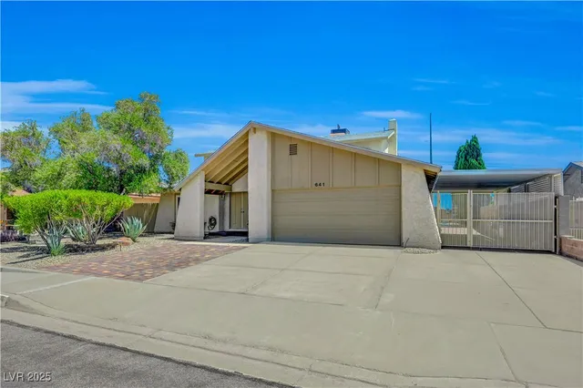 $599,900 | 641 Otono Drive, Boulder City, NV 89005