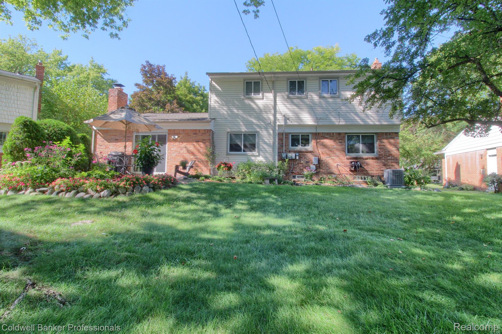 1767 Nantucket Road Plymouth, MI 48170 - Photo 28 of 32 Gallery Image 28