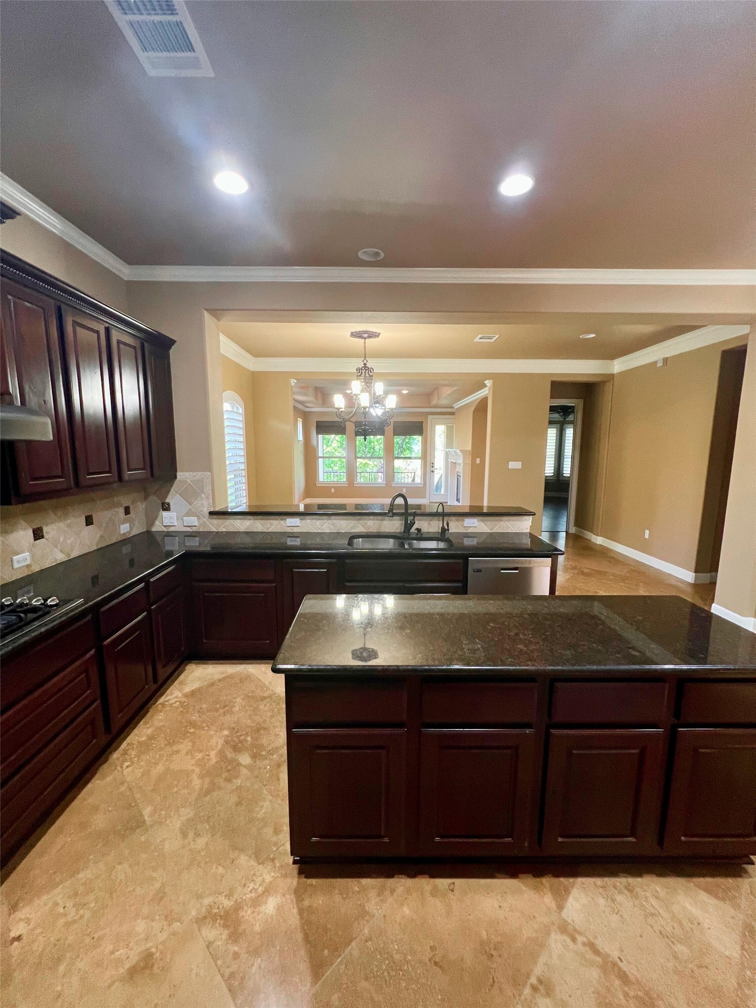 2216 Rivina Drive Austin, TX 78733 - Photo 7 of 25