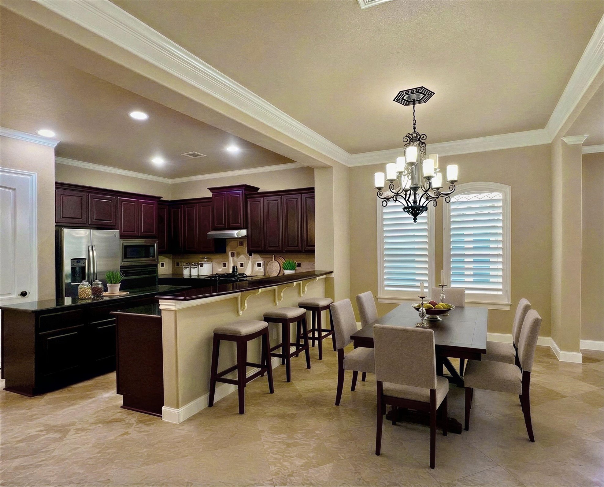 2216 Rivina Drive Austin, TX 78733 - Photo 10 of 25