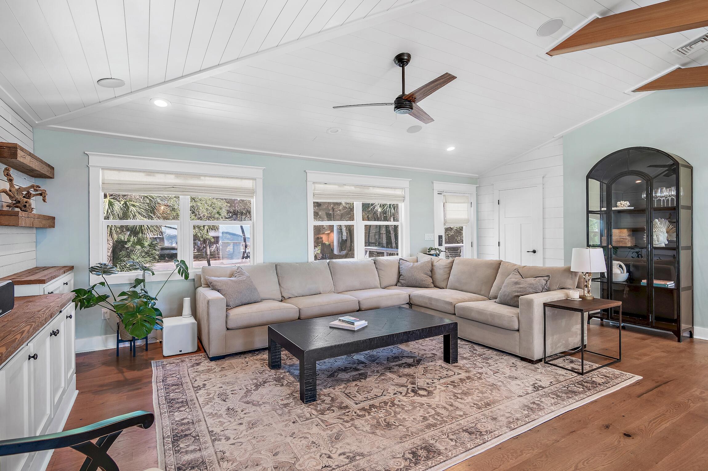 2766 Bay Grove Road Freeport, FL 32439 - Photo 20 of 55 a living room with furniture and a large window