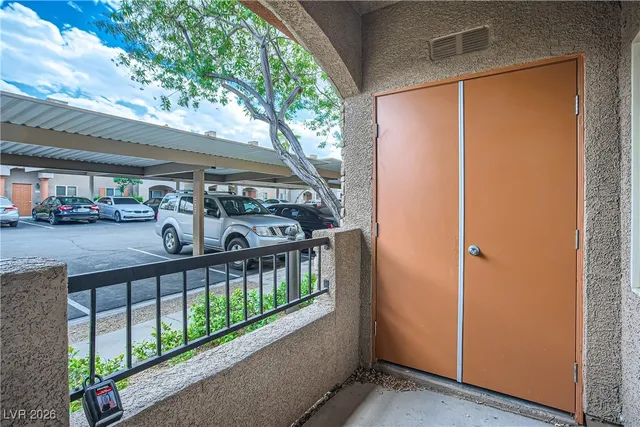 $274,999 | 7701 West Robindale Road, Unit 149, Las Vegas, NV 89113