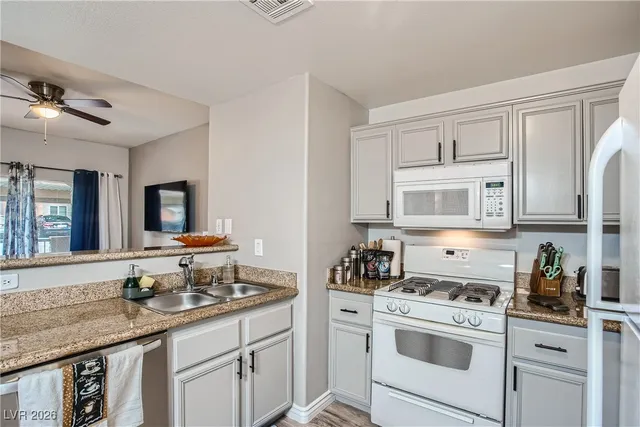 $274,999 | 7701 West Robindale Road, Unit 149, Las Vegas, NV 89113