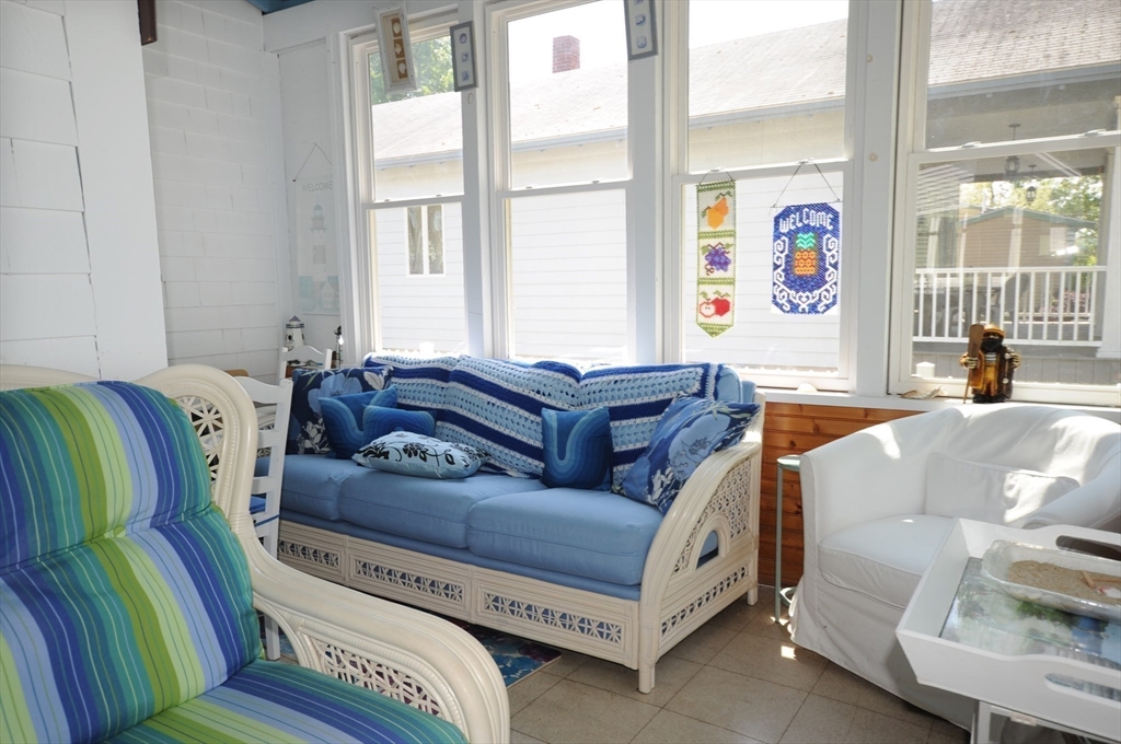 9 15th Street Wareham, MA 02558 - Photo 14 of 27 a living room with furniture and a window