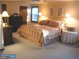 208 Oakshade Road Tabernacle, NJ 08088 - Photo 8 of 12 Bedroom - Main