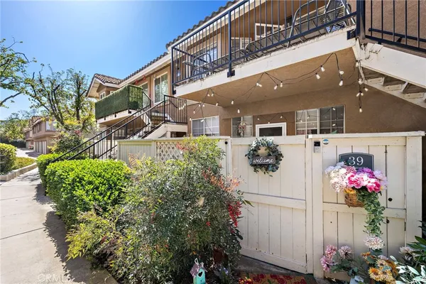 $485,000 | 39 Vía Hermosa, Rancho Santa Margarita, CA 92688
