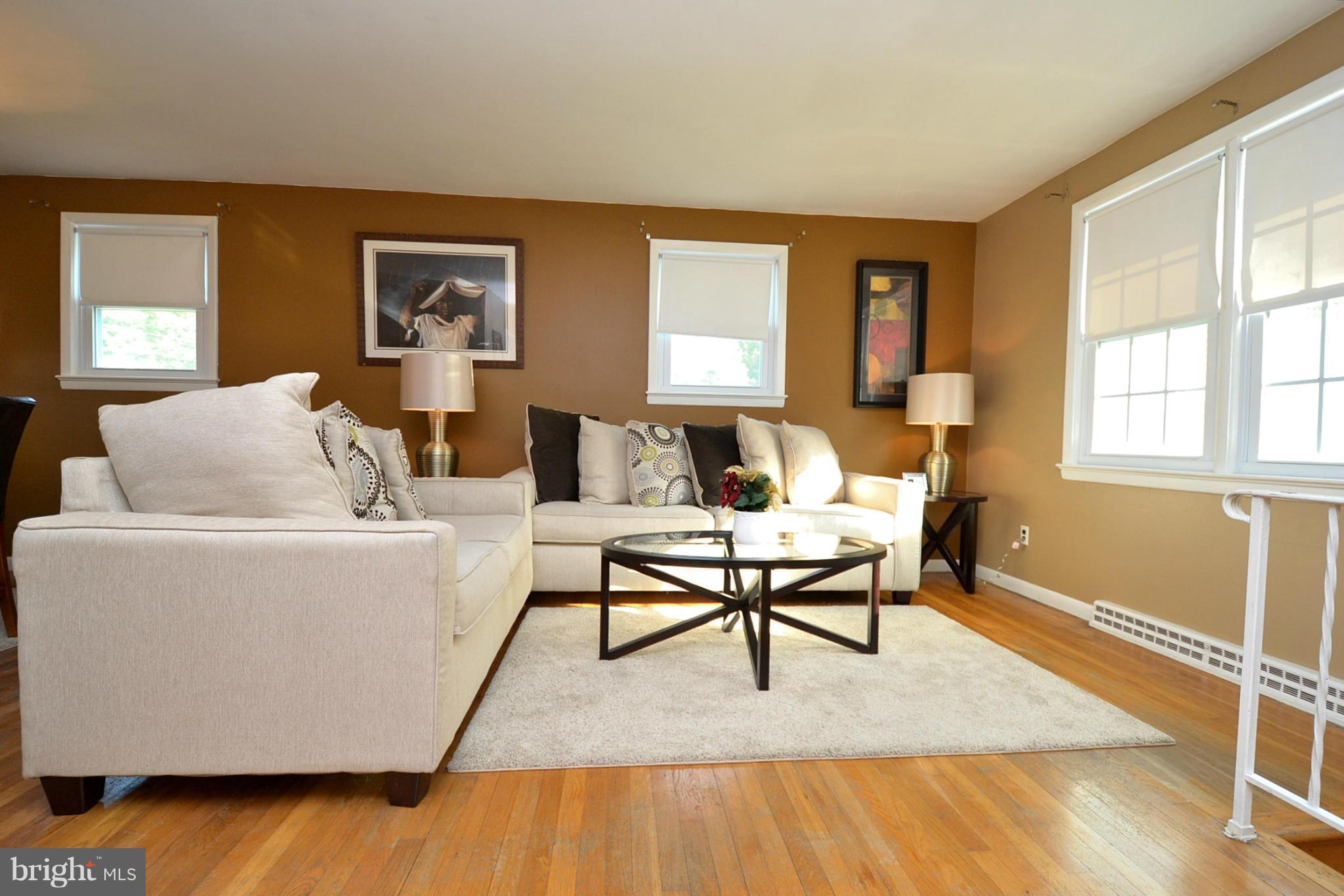 6666 Bucknell Road Bryans Road, MD 20616 - Photo 6 of 15 Living Room View
