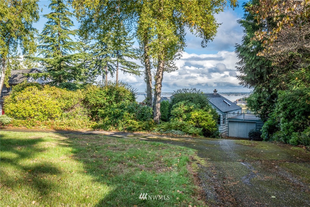 209 Middlefield Road Bellingham, WA 98225 - Photo 4 of 26 Gallery Image 4