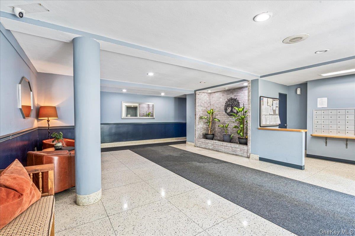 151-05 Cross Island Parkway, Unit 6C Queens, NY 11357 - Photo 3 of 20 a view of a living room