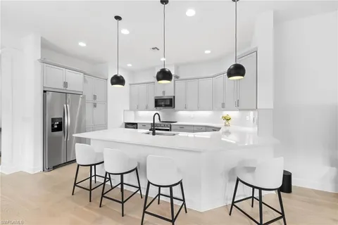 $899,000 | 6291 Arriba Avenue, Naples, FL 34113