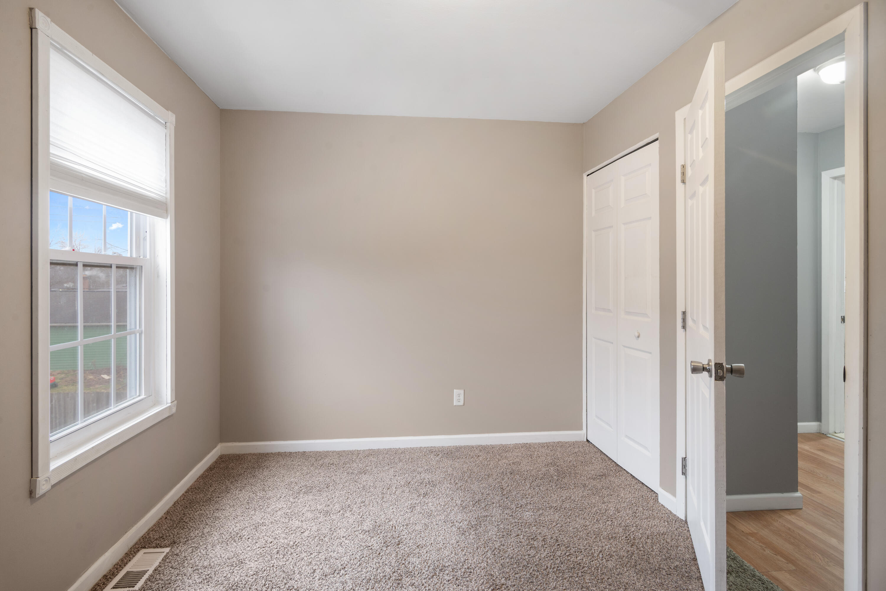 1593 Wingate Boulevard Ypsilanti, MI 48198 - Photo 11 of 21 11