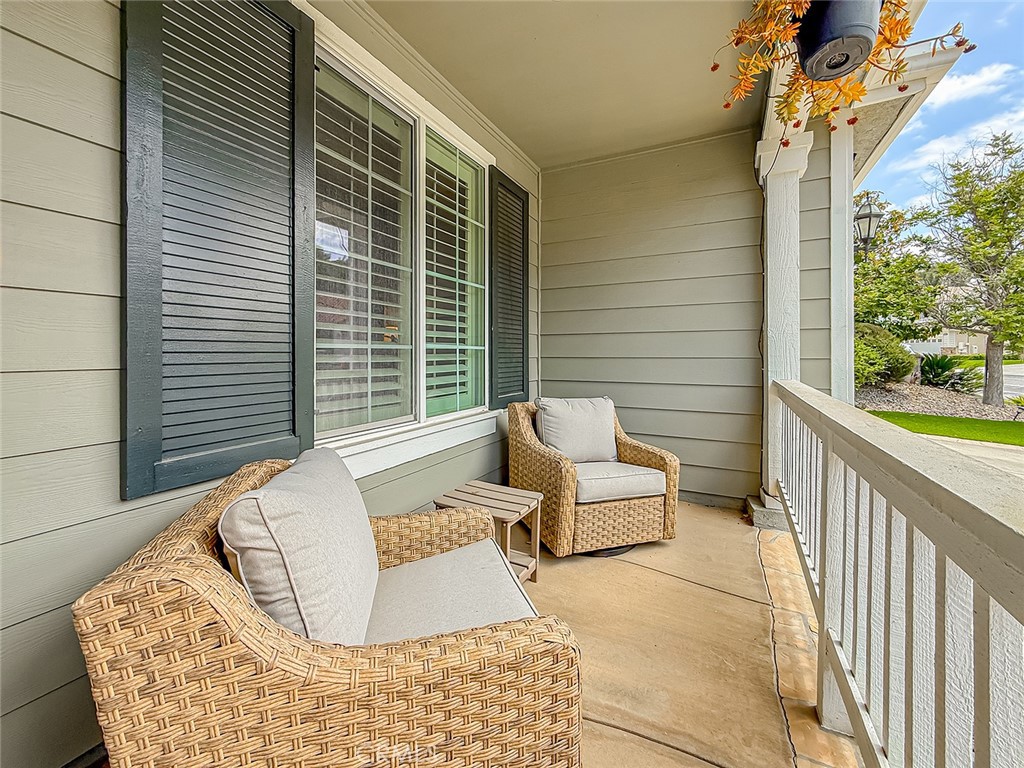 5257 Huckleberry Oak Street Simi Valley, CA 93063 - Photo 4 of 50