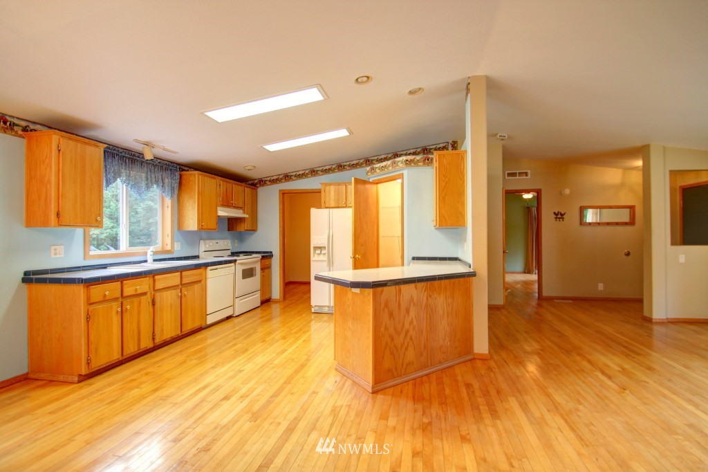29636 Bacus Road Sedro-Woolley, WA 98284 - Photo 2 of 25 Gallery Image 2