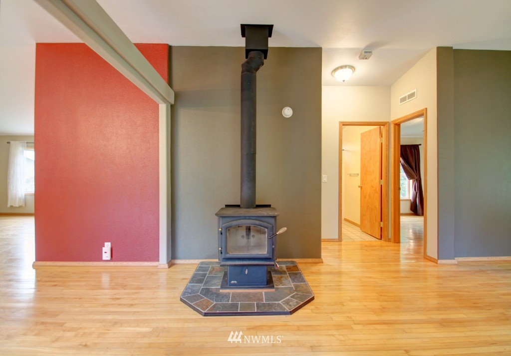 29636 Bacus Road Sedro-Woolley, WA 98284 - Photo 11 of 25 Gallery Image 11