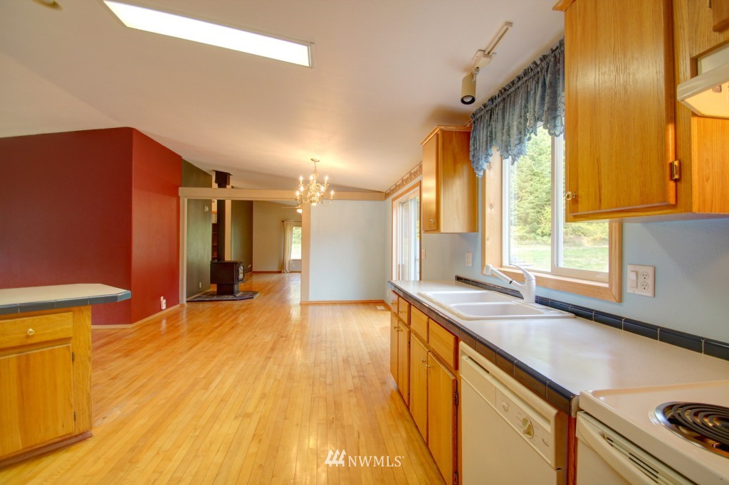 29636 Bacus Road Sedro-Woolley, WA 98284 - Photo 10 of 25 Gallery Image 10