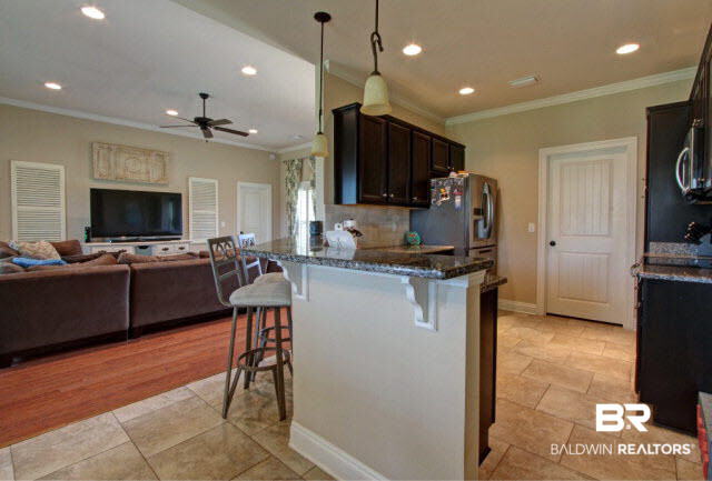 17481 Abingdon Lane Fairhope, AL 36532 - Photo 6 of 15 kitchen
